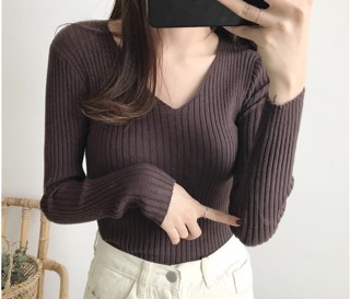 Áo len tăm cổ tim nữ