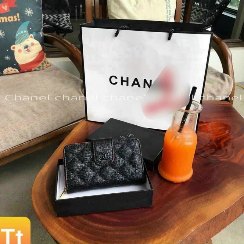 ví cầm tay