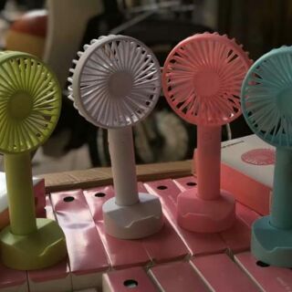 Quạt đứng có chân cắm