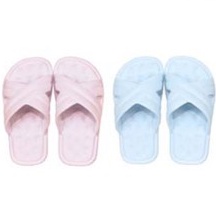 Dép nữ quai chéo đi trong nhà Miniso chống trơn trượt cao cấp êm chân