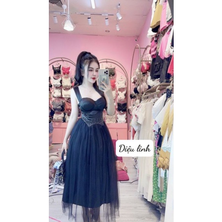 Váy phối dáng xòe