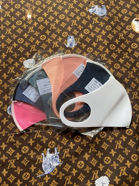 KHẨU TRANG VẢI NỈ XẢ HẾT KHO | BigBuy360 - bigbuy360.vn