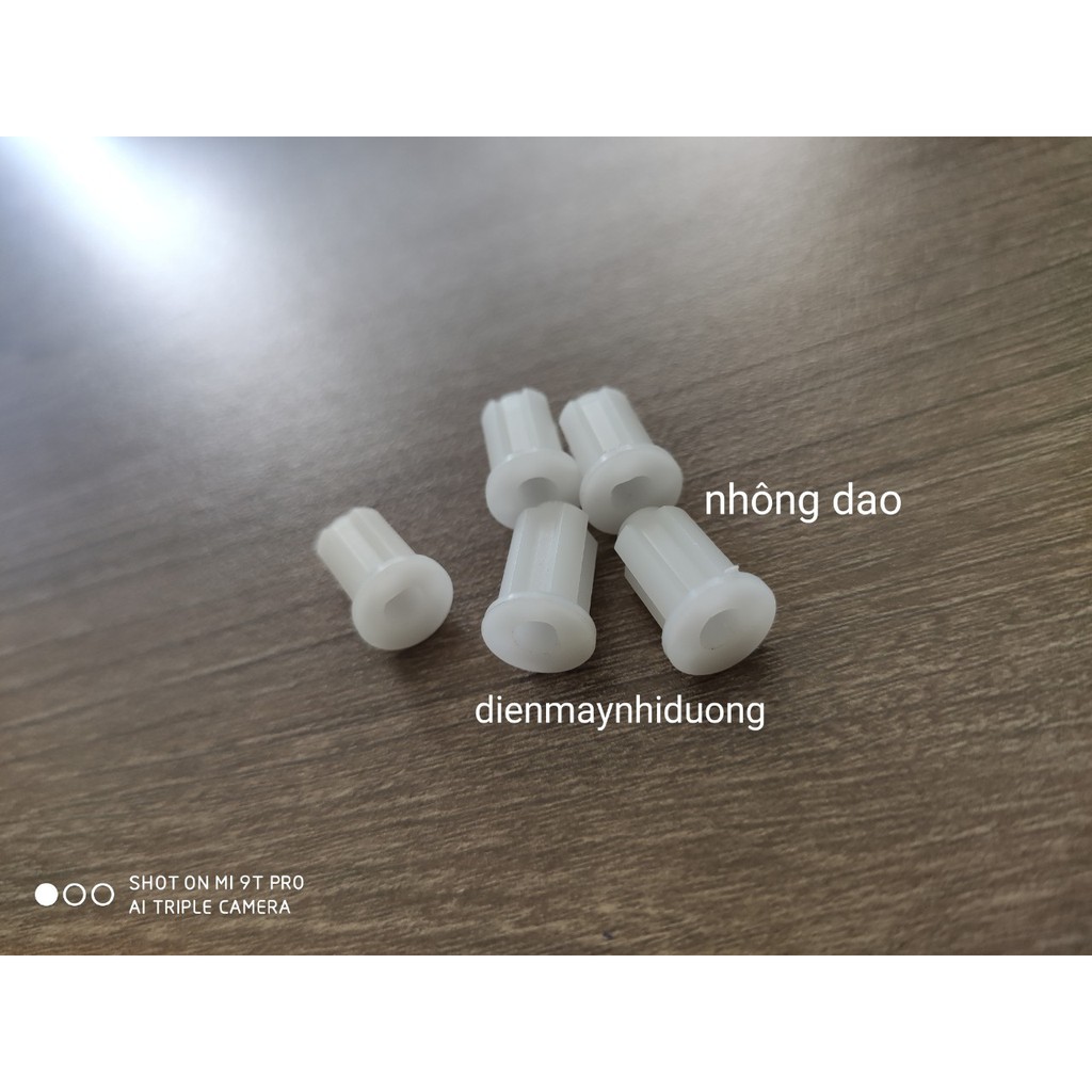 Bộ nhông (hoa khế) máy xay cầm tay Bluestone chính hãng