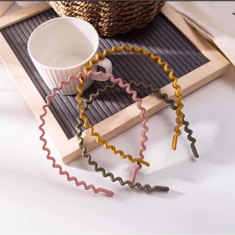 Cài tóc lò xo sắc màu xinh xắn