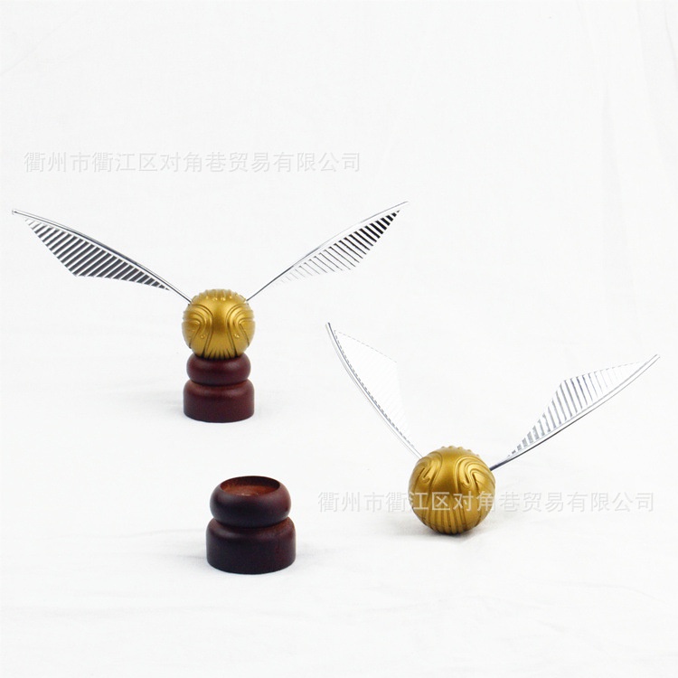 Đồ trang trí nhân vật Snitch trong Harry Potter