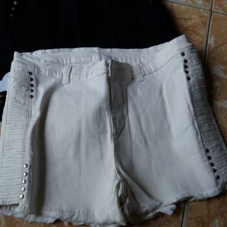 QUẦN SHORT JEAN NỮ SIZE LỚN.