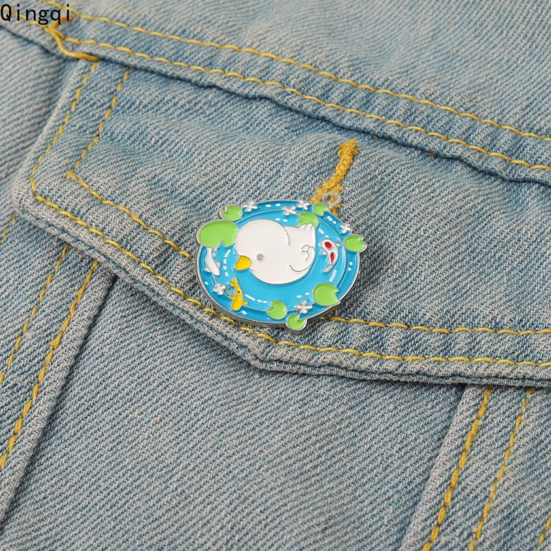 Ghim cài áo Miss Zoe hình vịt con đang bơi dễ thương đáng yêu