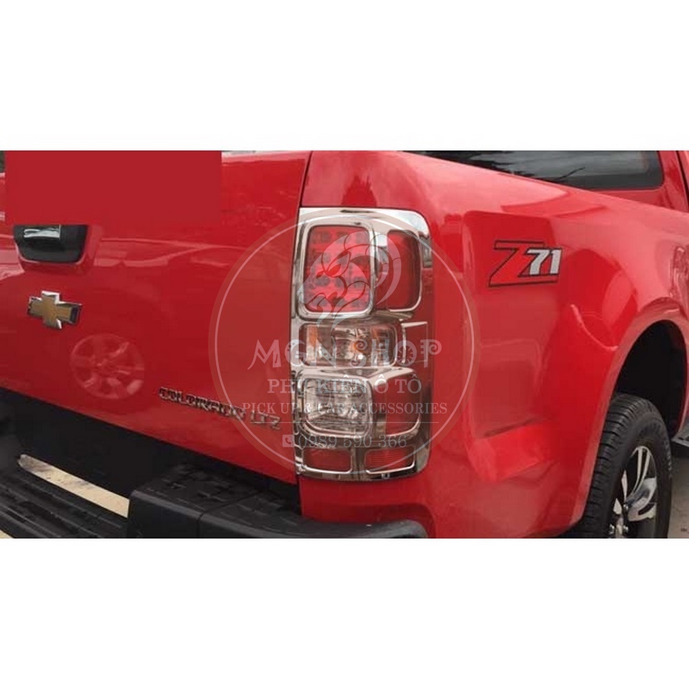 [Ốp đèn hậu] [Chevrolet Colorado 2017 - 2021] [màu đen / màu bạc]