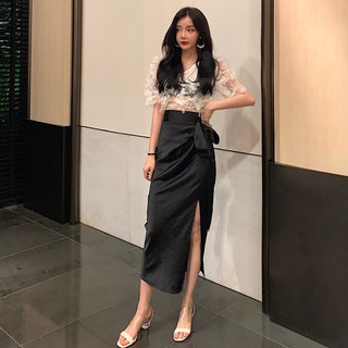 CHÂN VÁY SATIN DÀI XẺ TÀ