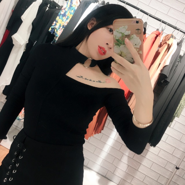 Áo croptop kiểu có chocker ( ảnh thật )