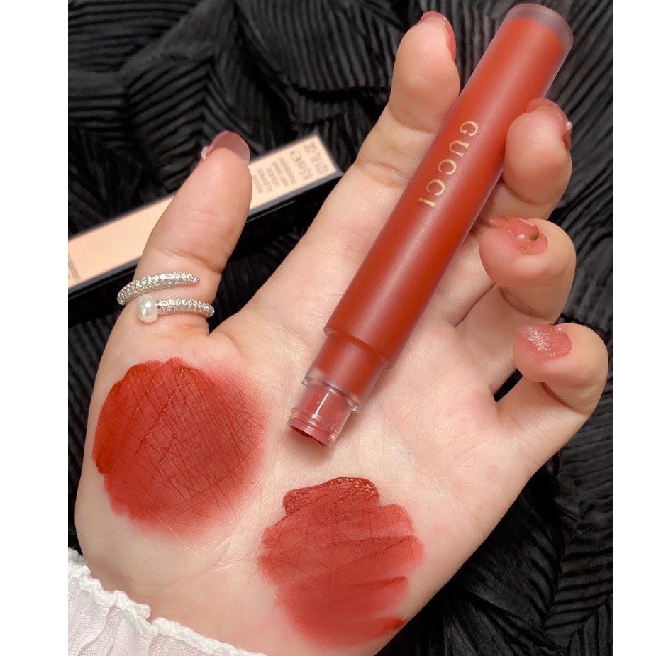 Son Kem Gucci Rouge Liquid Matte và bản Limited - chất son lì hoàn hảo, siêu mịn, che được hết các khuyết điểm