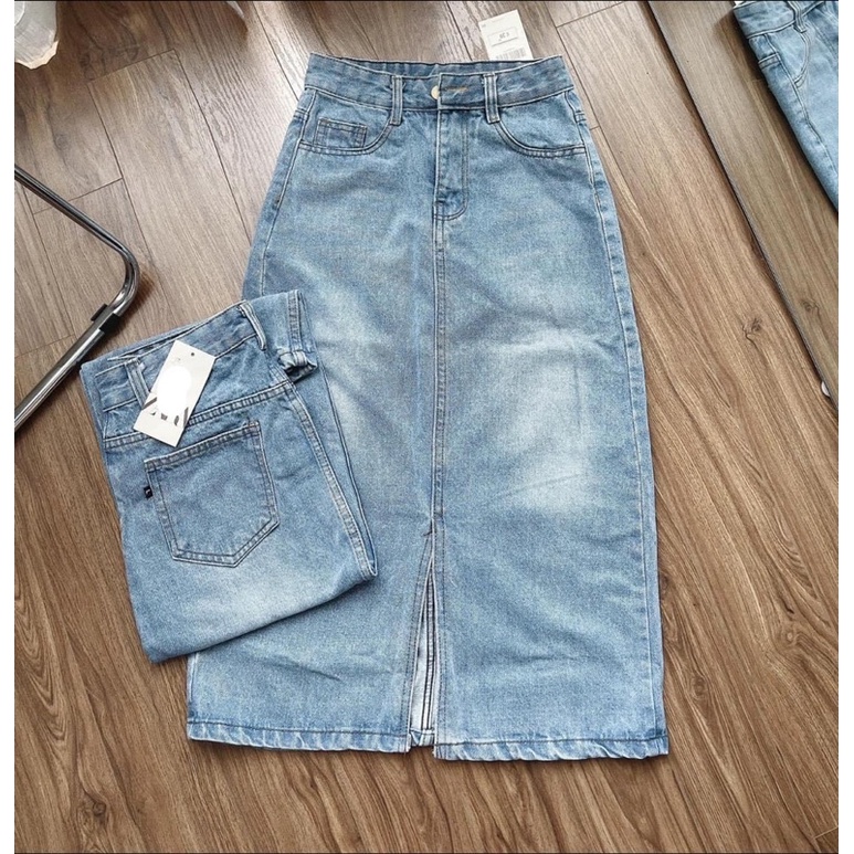 Chân váy jeans xanh xẻ trước dáng dài