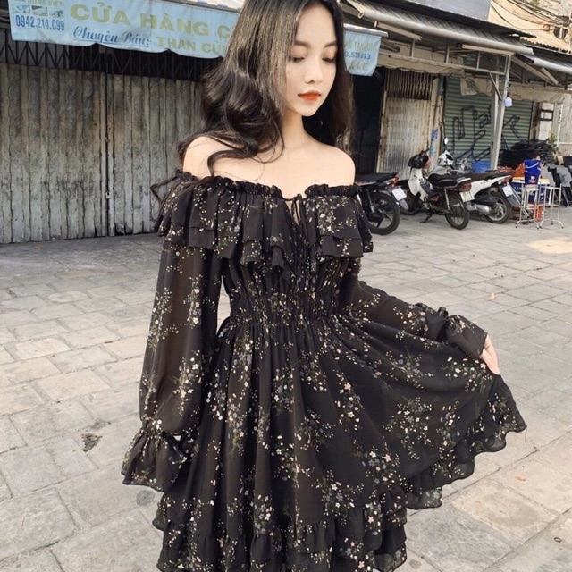 Đầm trễ vai tiểu thư