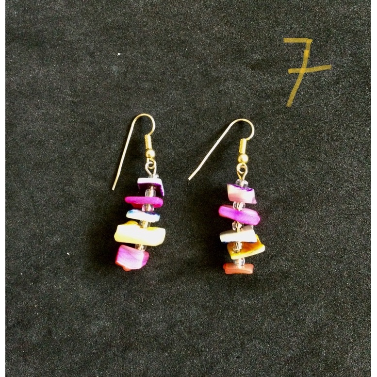 Khuyên tai tua rua xà cừ, đá, vỏ ốc