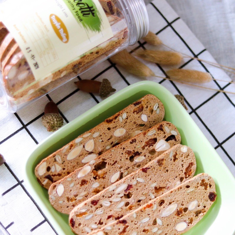 Bánh Biscotti ( Hoàn toàn từ bột mì nguyên cám)
