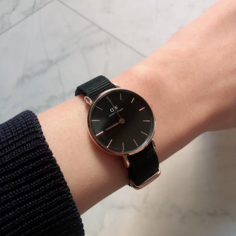 Đồng Hồ Nữ Daniel Wellington Classic Petite Cornwall Rose Gold Dây Vải Nato 28mm & 32mm DW Chính Hãng - OtisWatch