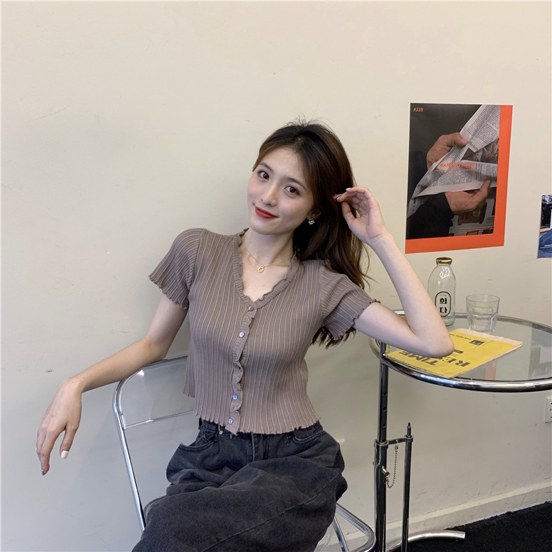 Áo cardigan tay ngắn phối ren dáng ôm cổ chữ V dành cho nữ | BigBuy360 - bigbuy360.vn