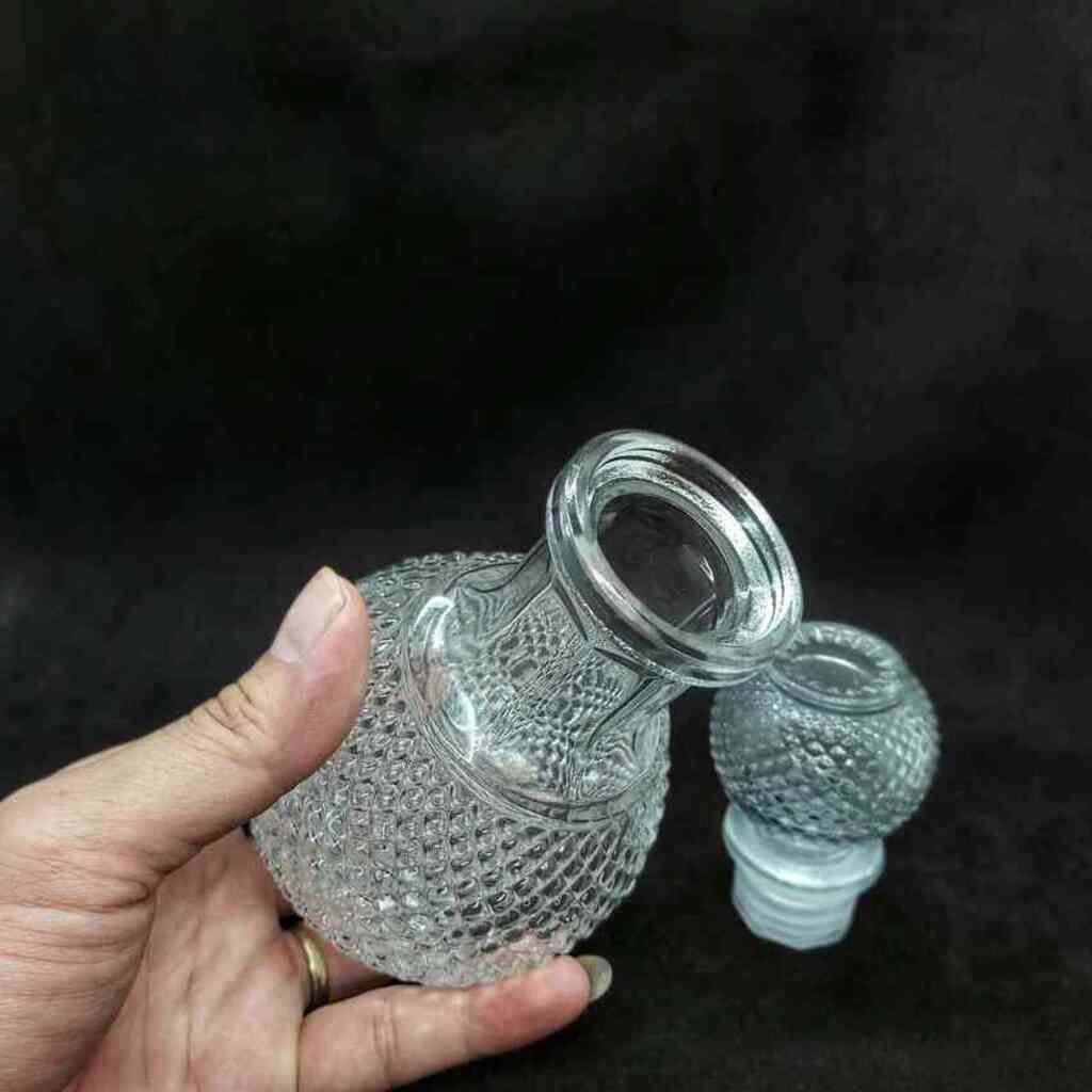 Chai Thủy Tinh Đựng Rượu 250ML mẫu bầu tròn giác kim cương nổi - Vỏ Chai Rượu Đẹp - Bình Đựng Ruou