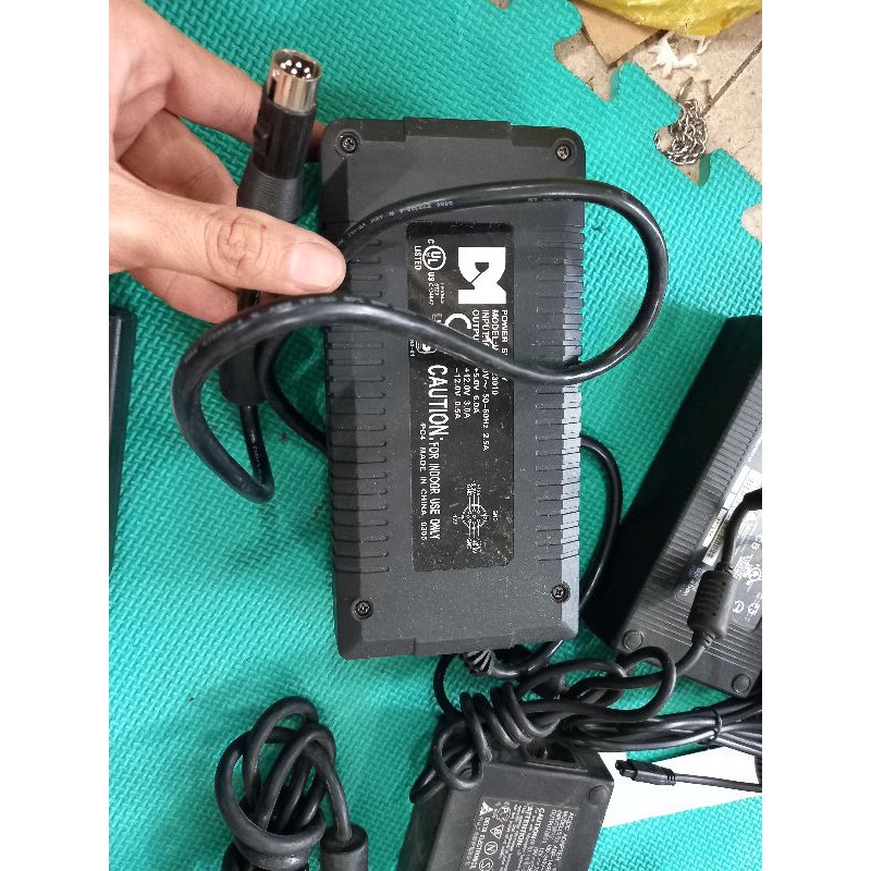 Adapter 5v 6a 12v 3a UP07223010 DM sài tốt.