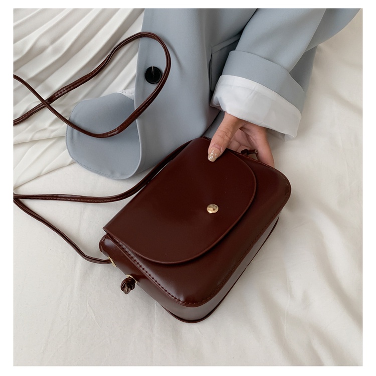 Túi xách nữ đeo vai đeo chéo chất da mềm, phong cách đơn giản Capucha T79