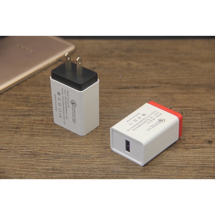 Bộ sạc nhanh Quick Charge QC 3.0 cho Samsung, iPhone, Bảo vệ ngắn mạch, Chất Liệu PC Chống Cháy Tiêu chuẩn châu âu