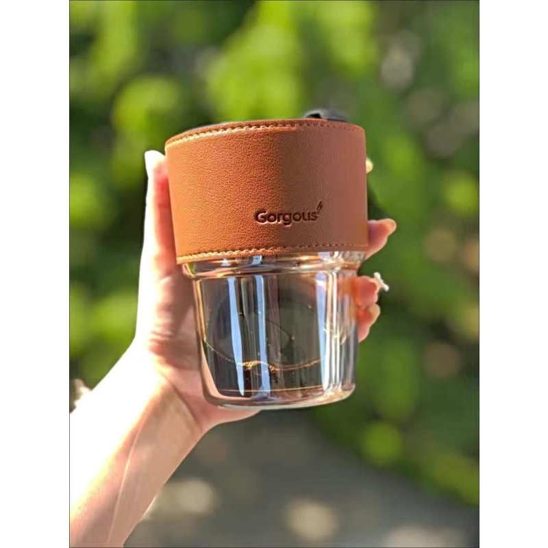 Cốc thủy tinh Gorgous có nắp, ống hút và bao da đi kèm - 450ml có 2 màu