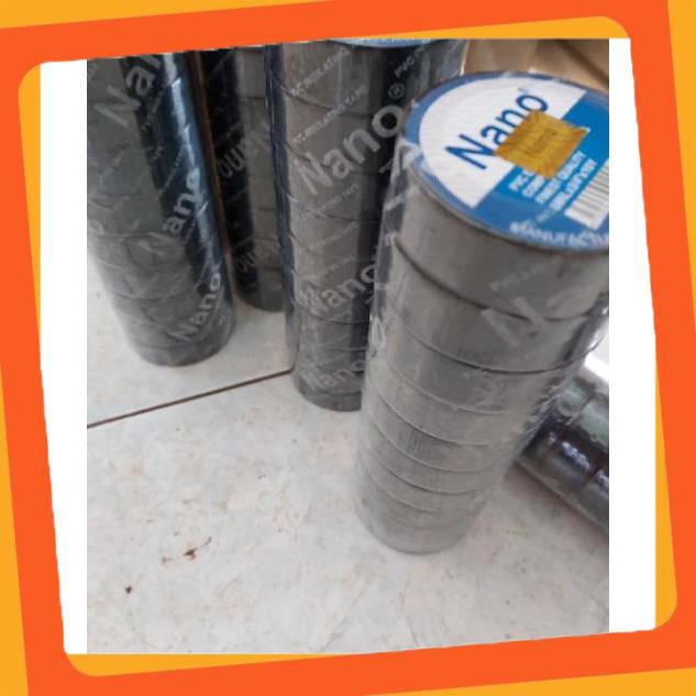 1 cuộn nhỏ băng keo đen quấn dây điện