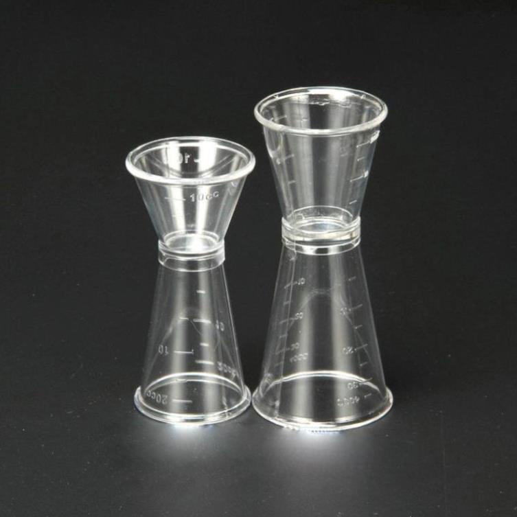 Ly đong 50ml, ly 100ml đáy bằng có quai bằng nhựa có vạch chia định lượng Pb355