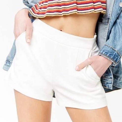 Quần Short Nữ F2I Trắng Chính Hãng 100%- GU Shop