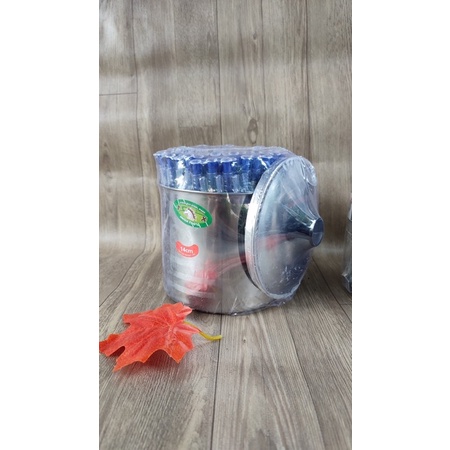 Bút Bi xanh tặng kèm ca và cà măng