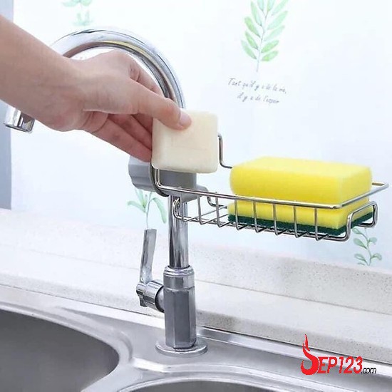 Kệ để đồ rửa chén bát inox gắn vòi nước, kệ inox đa năng đựng giẻ rửa bát treo khăn mini