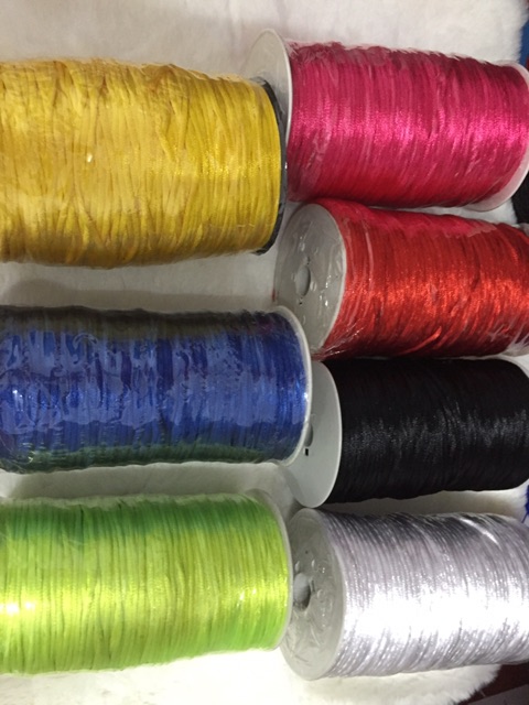 Cuộn dây dù đỏ chất dù bóng size 2.5mm size to