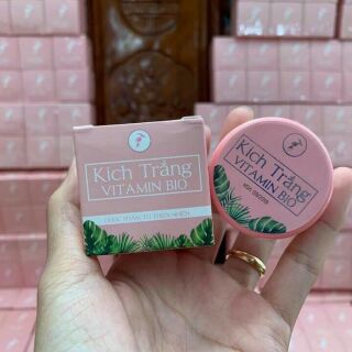 KEM KÍCH TRẮNG B10 HỘP NHƯ HÌNH