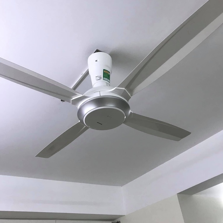 ( CHỈ GIAO HỎA TỐC TẠI SÀI GÒN) Quạt trần 4 cánh Panasonic F- 56XPG
