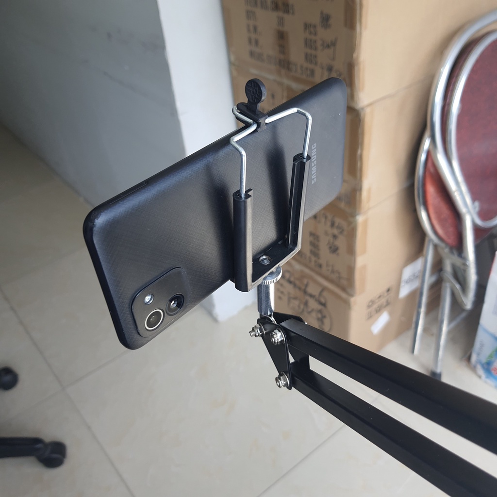 Giá đỡ điện thoại,ipad kẹp đầu giường, cạnh bàn đa năng xoay 360 độ điều chỉnh mọi góc độ kẹp điện thoại