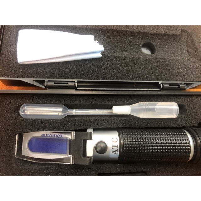 Khúc xạ kế cầm tay đo độ mặn + độ ngọt EUROMEX- Hà Lan