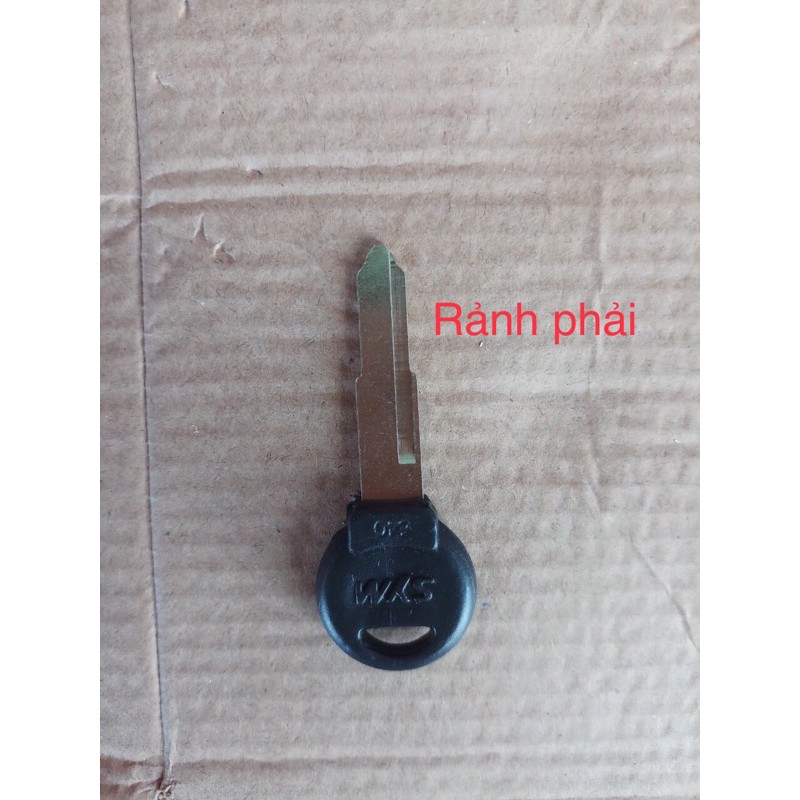 Set 10 phôi chìa khoá xe SYM ( rảnh phải )