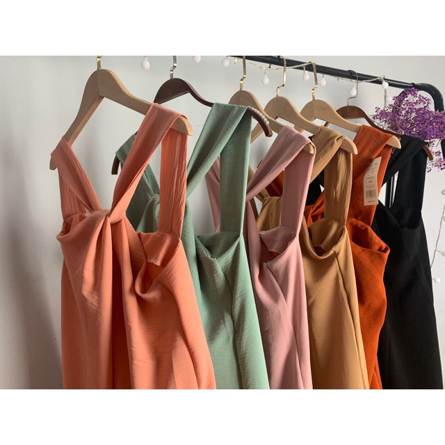 [ Mã FAMAYWA2 giảm 10K đơn 50K] Váy Đũi Cổ Yếm Đầm Xoắn Ngực Dáng Dài Thiết Kế Sang Chảnh | BigBuy360 - bigbuy360.vn