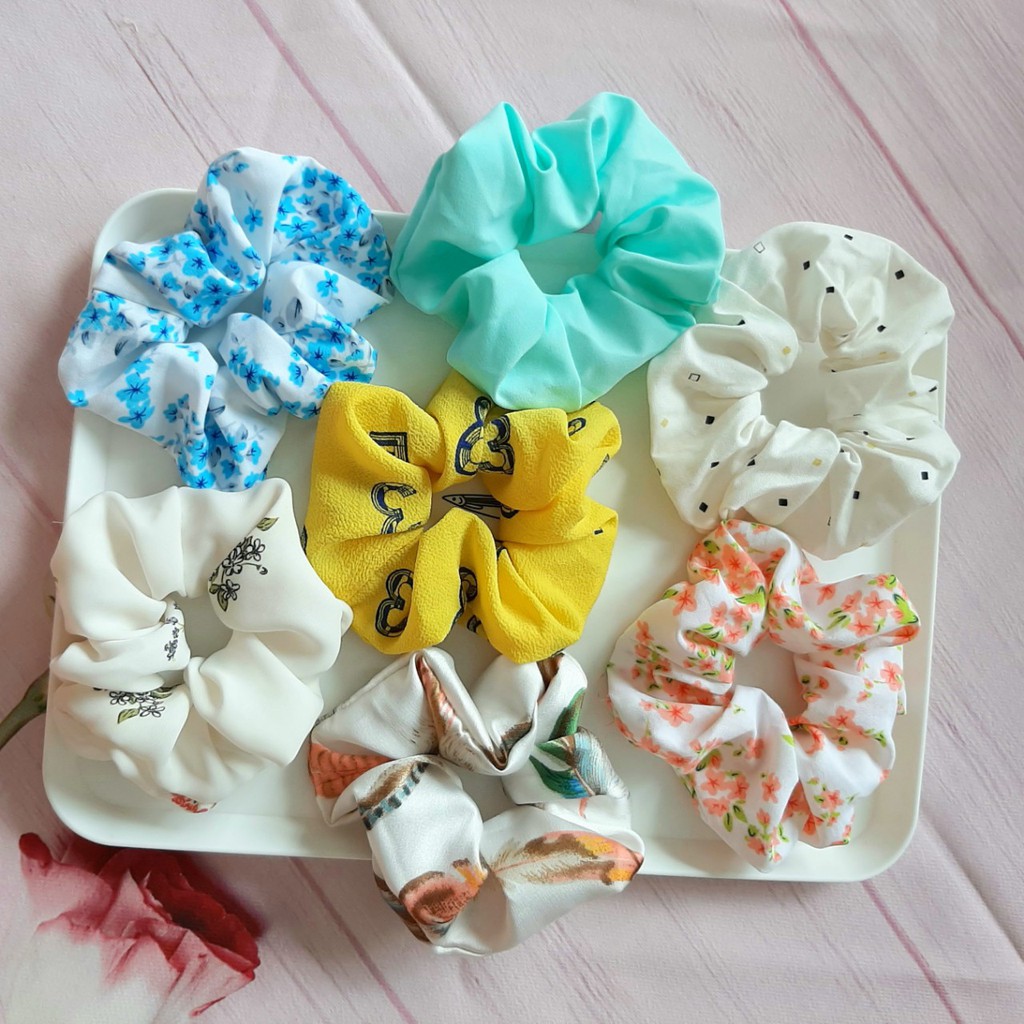 Sỉ 10 cột tóc Scrunchie