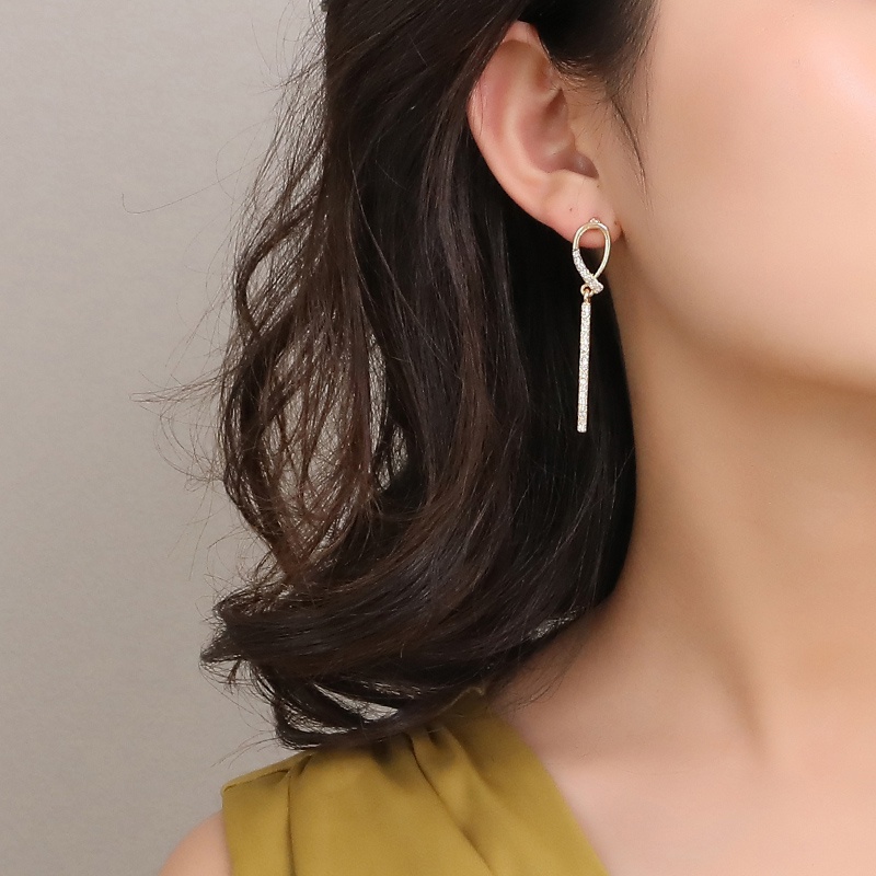 Bông Tai Mạ Bạc 925 Dạng Dài Đính Đá Thời Trang 2021