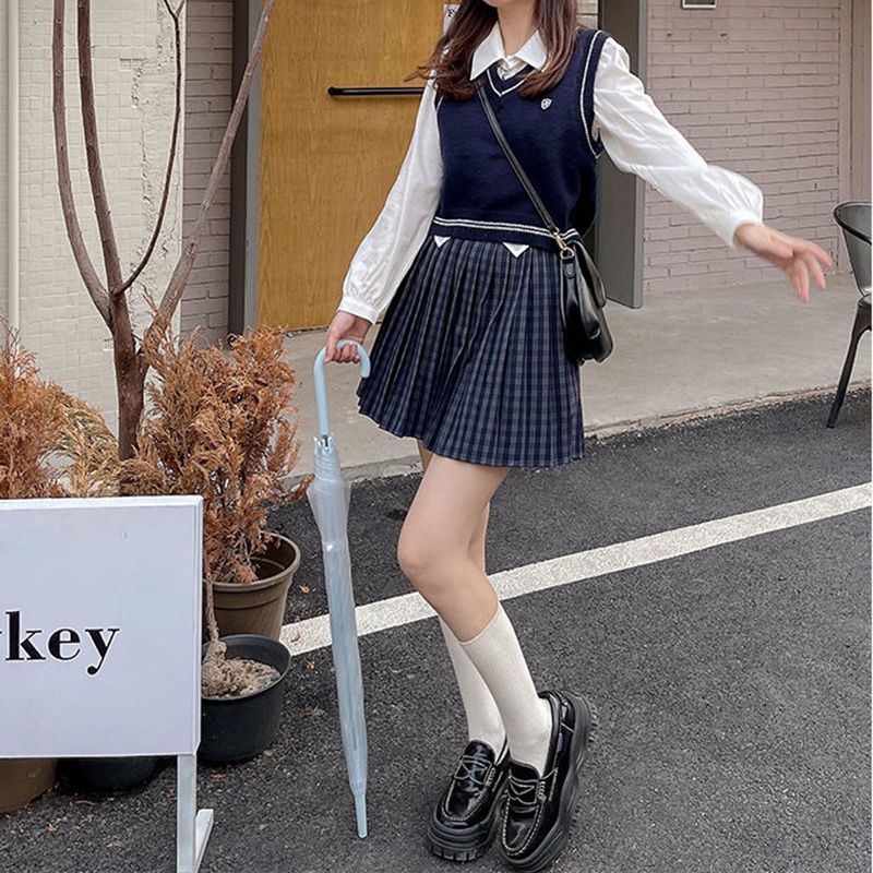 IELGY Áo sơ mi màu trắng tay dài cổ polo phong cách trẻ trung cho nữ