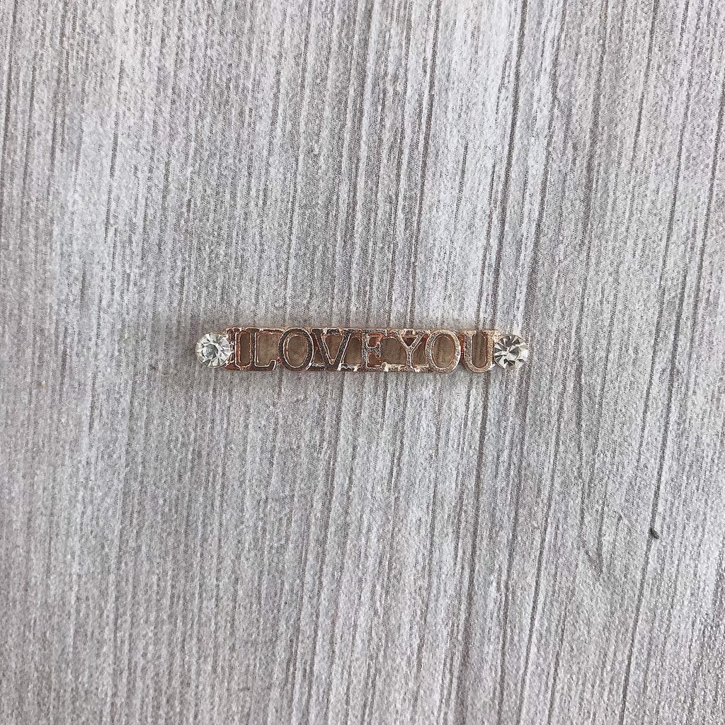 Các loại chữ hợp kim trang trí đồ handmade, trang trí túi ví, giày dép, ốp lưng