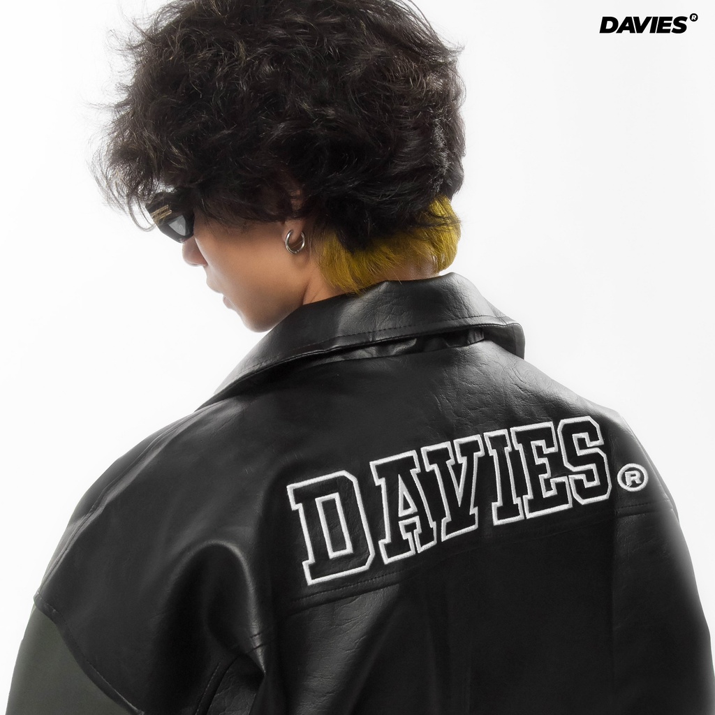Áo khoác bóng chày da thêu logo Davies màu đen BMG Leather Varsity Jacket |D22-AK4