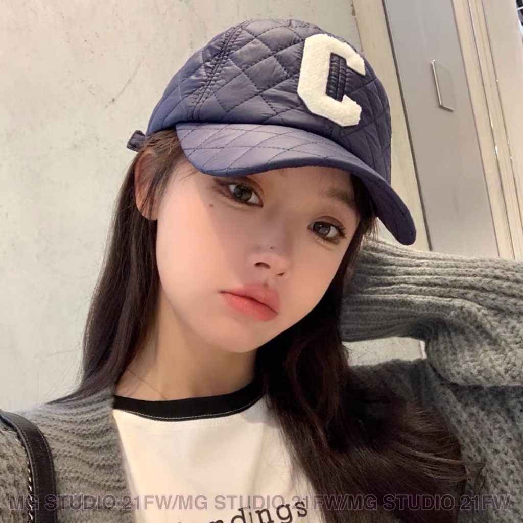 Nón kết MG STUDIO họa tiết thêu chữ C hỗ trợ giữ ấm áp có 4 màu sắc tuỳ chọn