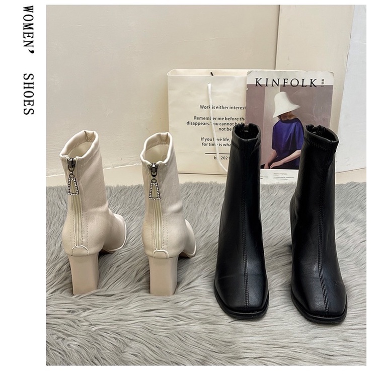 Boots da nữ cổ ngắn có khoá kéo gót vuông cao 7cm