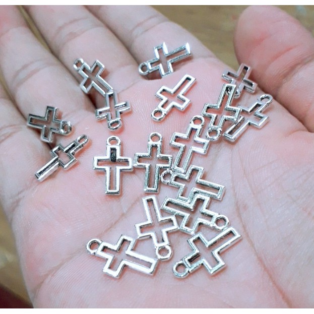 charm sỉ bạc cổ giá rẻ : 50 gram = 25k [ xưởng nhập sỉ charm giá rẻ TpHCM ]