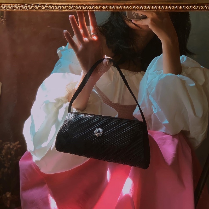 The Fala - Clutch satin xếp ly đi kèm 3 loại quai