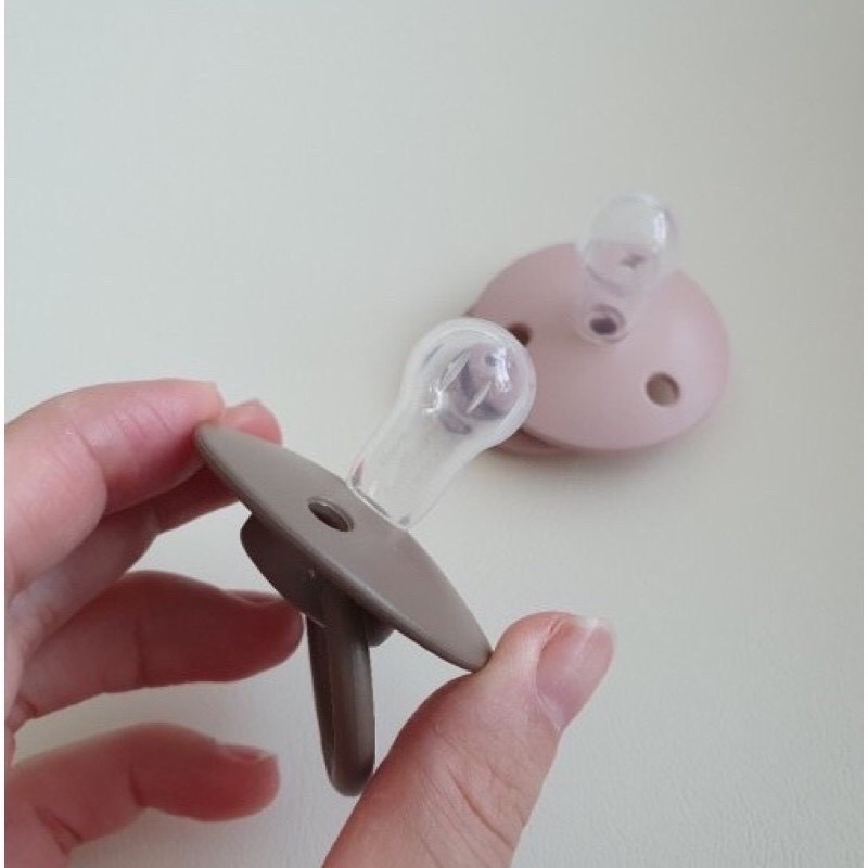 Ti Giả Bibs TRÒN SILICON  Giúp Bé Dễ Đi Vào Giấc Ngủ - Nhập Khẩu Đan Mạch 0-36 Tháng