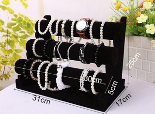 Kệ treo trang sức 3 tầng nhung đen, xám trưng bày vòng, lắc Rubyhouse68