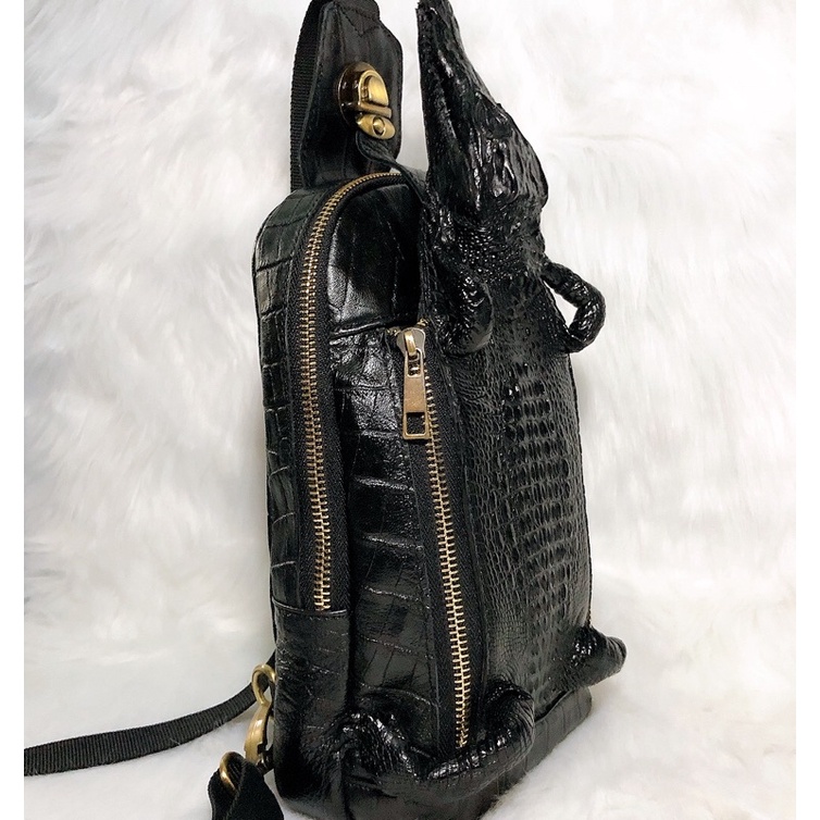 Túi đeo chéo nam, nguyên con cá sấu con, phối da bò, kích thước 26cm-17cm